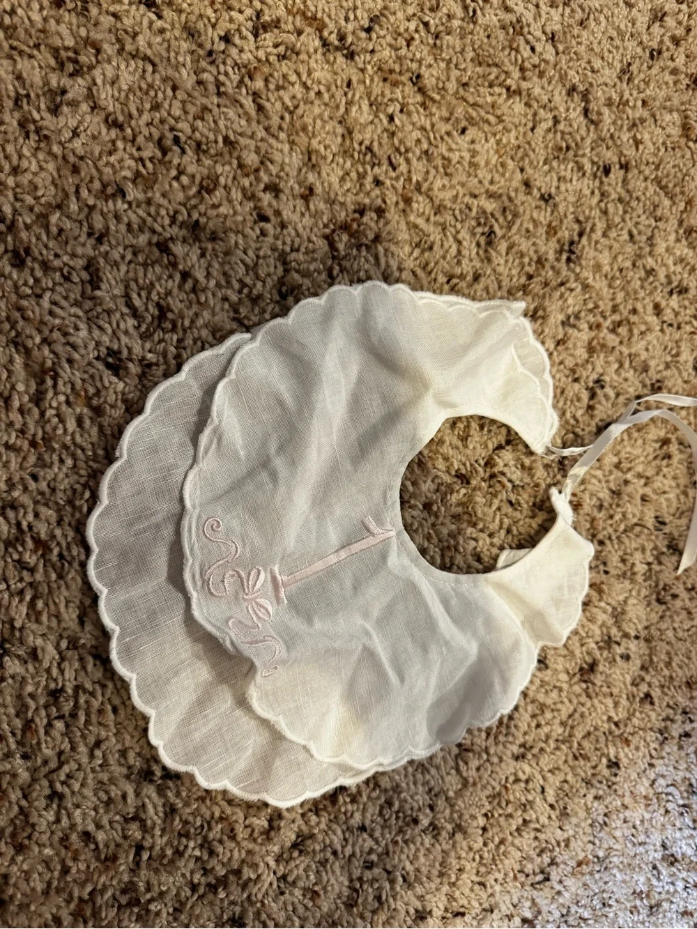 Classic White Scalloped Baby Bib with Pink Embroidery